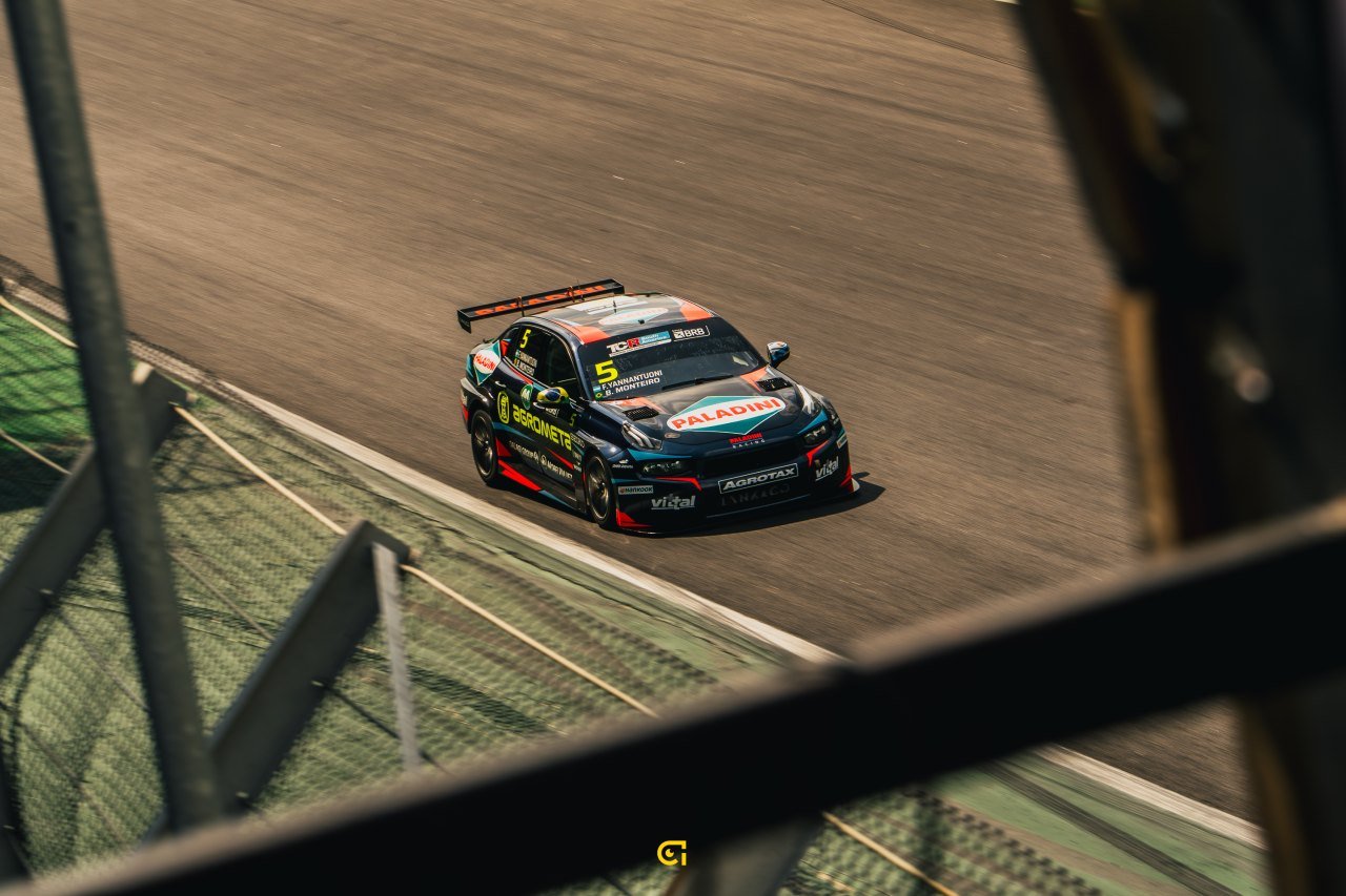 TCR  - SOUTH AMERICA INTERLAGOS
