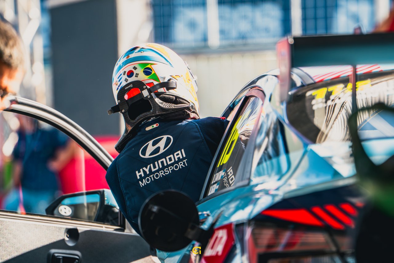 TCR  - SOUTH AMERICA INTERLAGOS